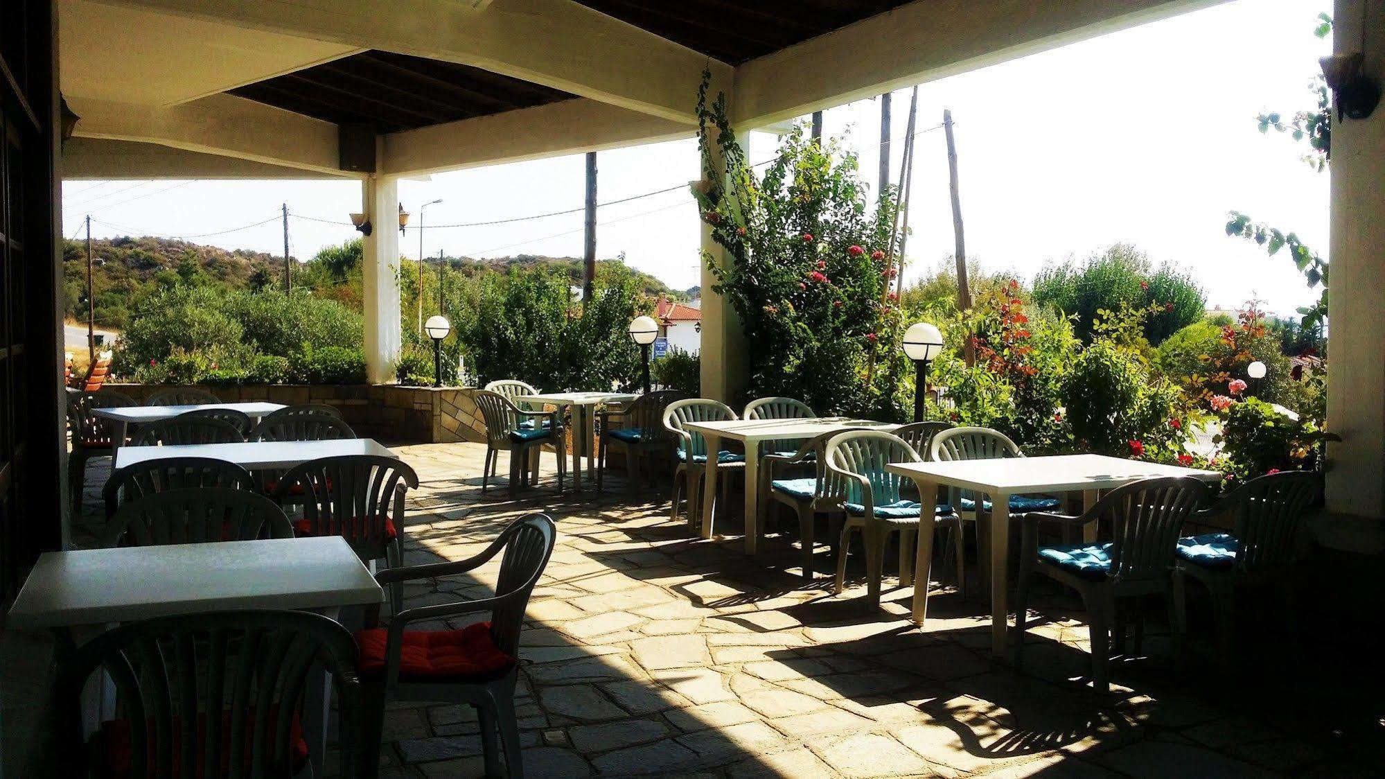 Hotel Ermioni Kalamítsion Extérieur photo